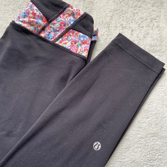 Lululemon Athletica Wunder Under Low Rise Leggings - Picture 6 of 10